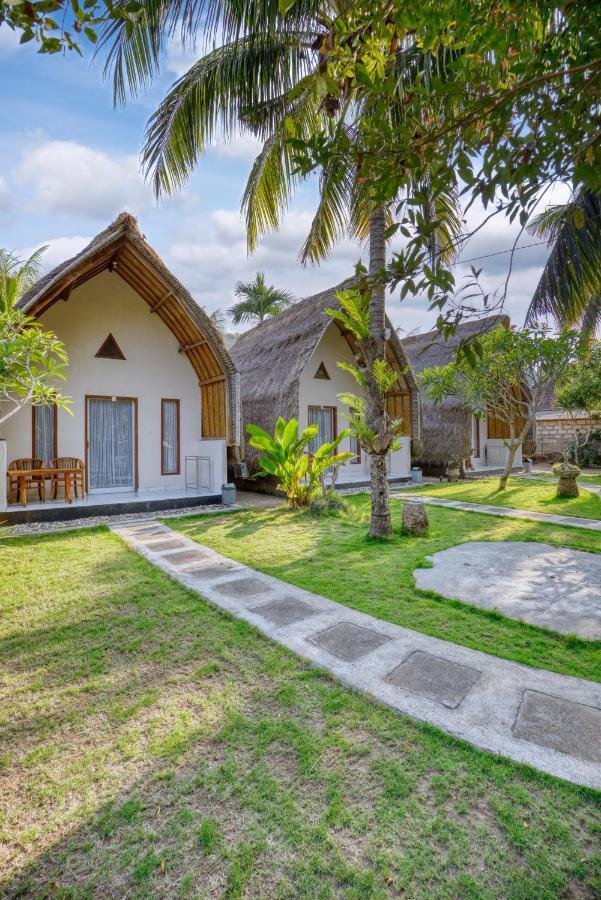 Toyapakeh Ananta Bungalow מראה חיצוני תמונה